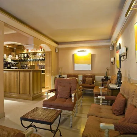 Ξενοδοχείο Western Riviera 4*