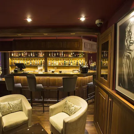 Western Riviera Hotel