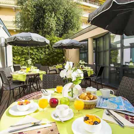 Western Riviera Hotel 4*