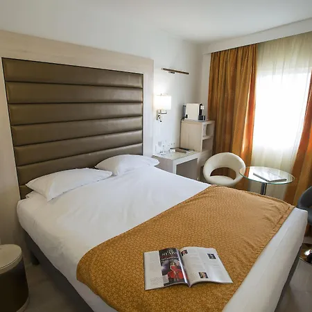 Western Riviera Hotel Cannes