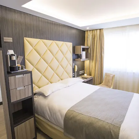 Western Riviera & Hotel 4*