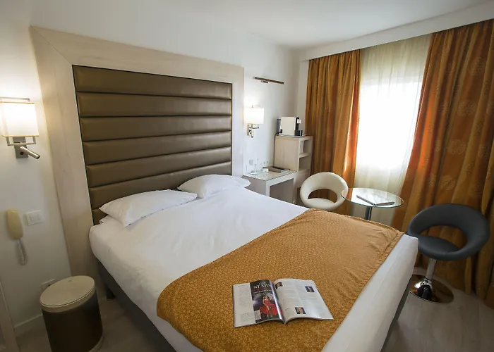 Western Riviera &