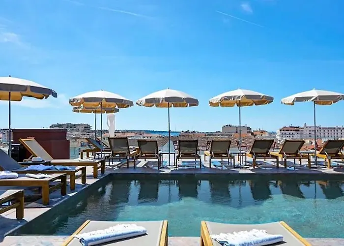 Western Riviera &